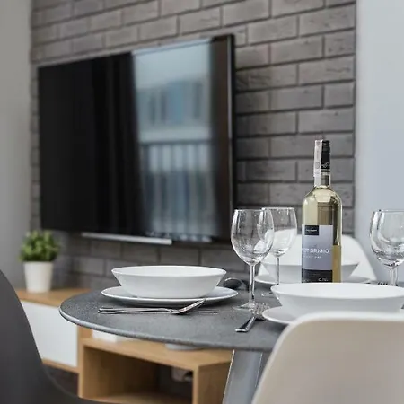 Apartment Of The Kings-silver No 2- Lubelska 10